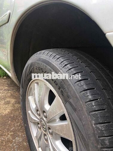 Toyota Innova 2008 G - 140000 km