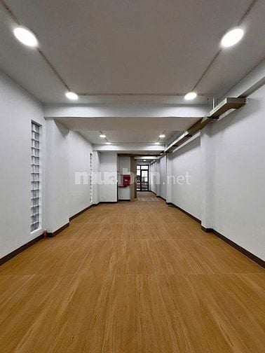 Cho thuê tòa nhà MT Gò Dưa, P. Tam Bình, Thủ Đức. 8,5x22m. 5T.Giá 60