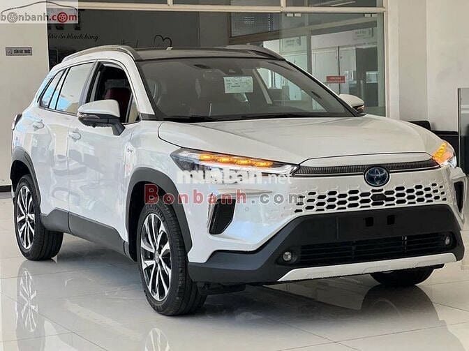 Cross HV Tiết kiệm nhiên liệu