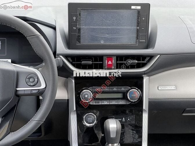 GIAO NGAY Toyota Veloz Cross 1.5 CVT 7 chỗ
