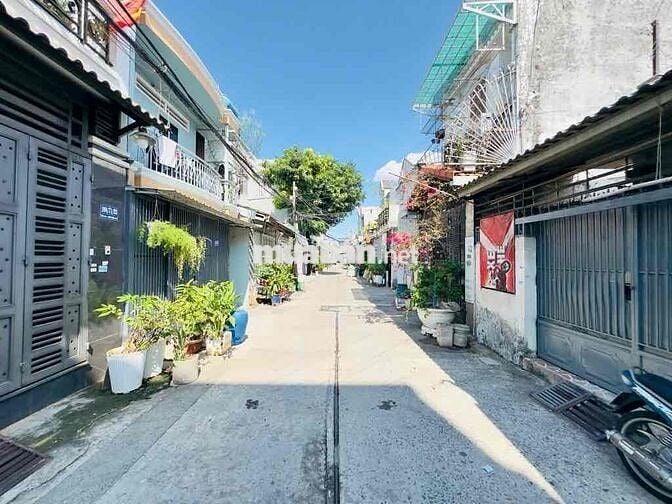 NHÀ ĐẸP HẺM XE HƠI THÔNG LÊ VĂN KHƯƠNG - NGAY HÃNG BIA TIGER.