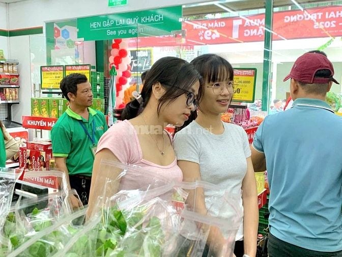 Tuyển gấp nhân sự trung tuổi tạp vụ hoặc phụ quầy hàng trong siêu thị