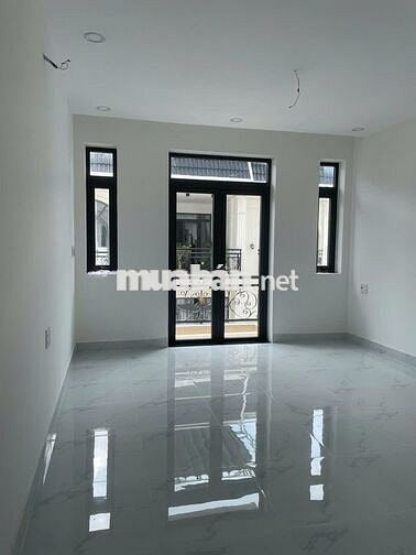 CHO THUÊ NHÀ ĐƯỜNG THOẠI NGỌC HẦU- 6X20M -TRỆT 5 LẦU + MÁY LẠNH + TM