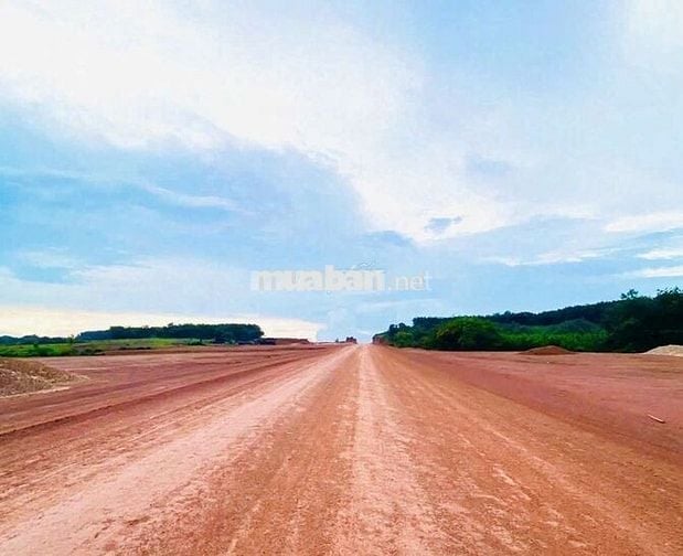BÁN ĐẤT MẶT TIỀN ĐƯỜNG 32M, DIỆN TÍCH 200M2 GIÁ CHỈ 480tr,