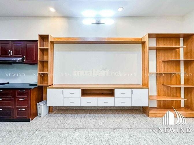 Cho Thuê Căn 1 Phòng Ngủ Rộng 50m2 Có Ban Công Ngay Trung Tâm Quận 7