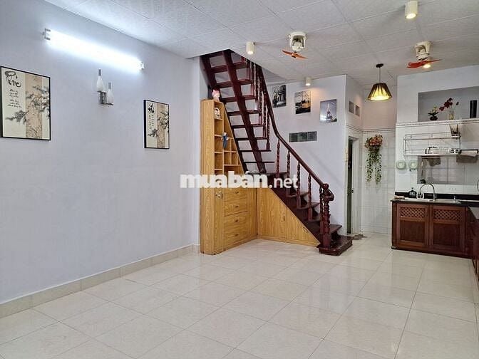 Nhà riêng 35m2 tại Bắc Hải, Phường 15, Quận 10, TP.HCM - Chính chủ !