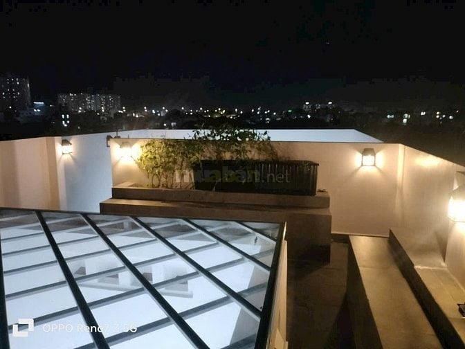 Bán nhà phố sân vườn,hẻm xe tải,5 tầng,thiết kế đẹp,tinh tế sang trọng