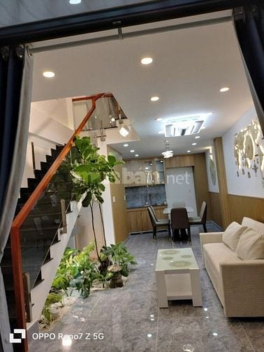 Bán nhà phố sân vườn,hẻm xe tải,5 tầng,thiết kế đẹp,tinh tế sang trọng