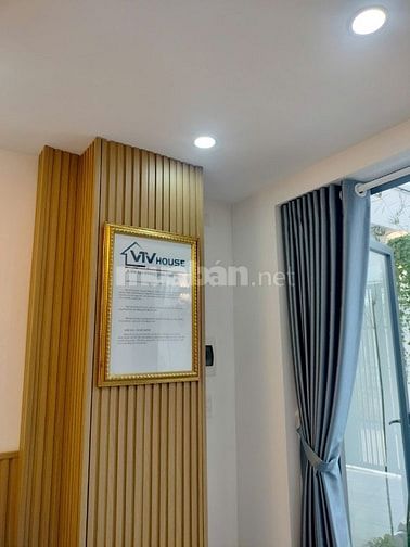 Bán nhà phố sân vườn,hẻm xe tải,5 tầng,thiết kế đẹp,tinh tế sang trọng