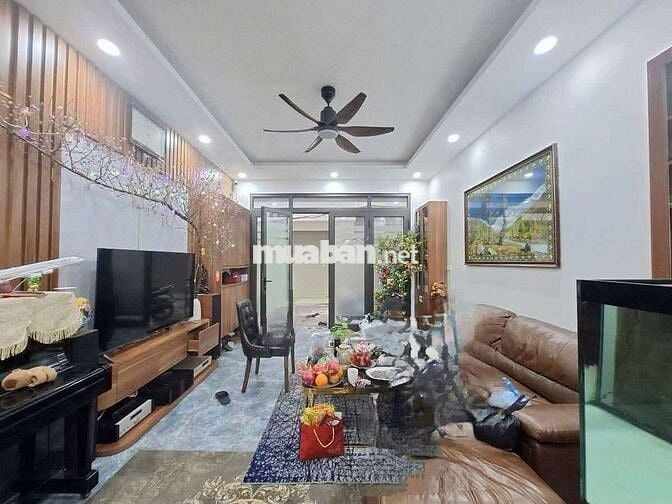 BÁN NHÀ PHÚ THƯỢNG TÂY HỒ. PHÂN LÔ Ô TÔ ĐỖ CỬA. 4 TẦNG, GIÁ 11.4 TỶ