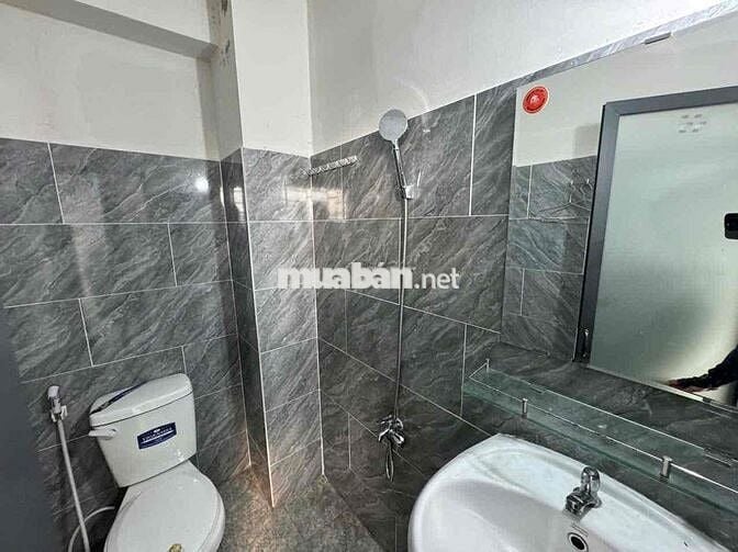 CHO THUÊ SIÊU PHẨM PHÒNG KHÔNG CÓ GÁC MỚI XÂY BAN CÔNG FULL NỘI THẤT