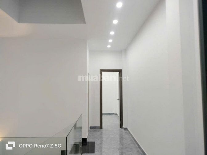 Bán nhà phố sân vườn,hẻm xe tải,5 tầng,thiết kế đẹp,tinh tế sang trọng