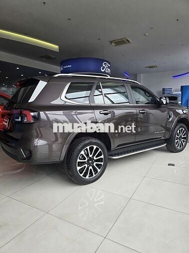 Ford Everest 2025 Platinum 2.0L 4x4 AT