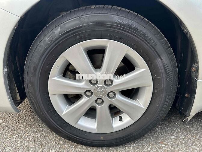 Toyota Corolla Altis 2014 1.8G AT - 120000 km