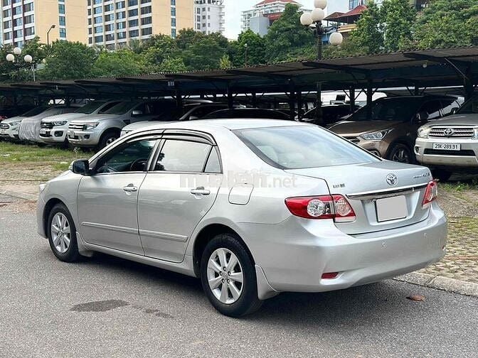 Toyota Corolla Altis 2014 1.8G AT - 120000 km