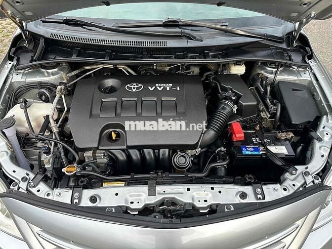 Toyota Corolla Altis 2014 1.8G AT - 120000 km