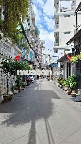 Bán Nhà HXH Phú Nhuận 230m2 5 tầng KHU VIP BIệt Thự Chỉ Nhỉnh 10 Đồng