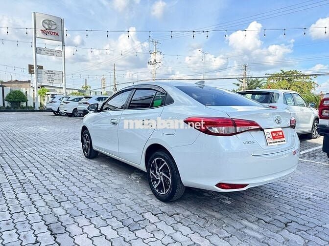 Vios số sàn 2022 gia đình đi 41.000km, xe rất đẹp