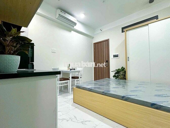 DUPLEX / STUDIO BANCON FULL NỘI THẤT MẶT TIỀN SÁT CẦU TÂN THUẬN , UFM