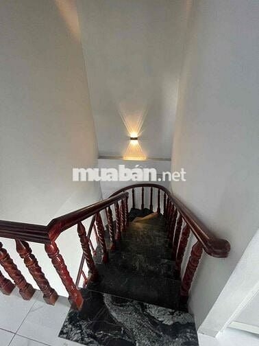 Bán nhà 2 mặt hxh 10m Phan Huy Ích, 3 tầng, ngang 5m, 80m², gara oto