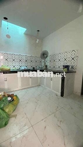 CẦN BÁN nhà Bình Tân, sát Tân Phú, DT 4x13m, HXH, 2 tầng, nhỉnh 4 tỷ