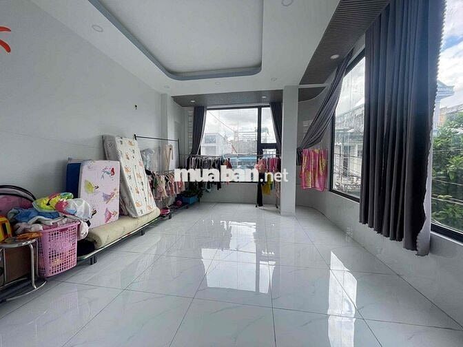 Bán nhà 2 mặt hxh 10m Phan Huy Ích, 3 tầng, ngang 5m, 80m², gara oto