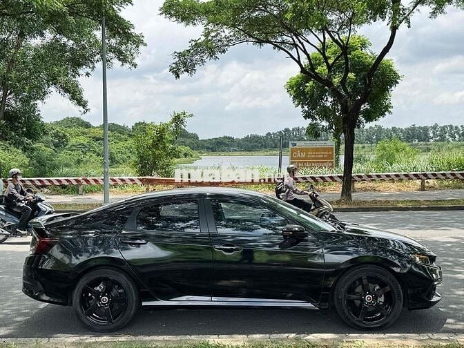 Honda Civic 2019 1.8G CVT - 58000 km ✅