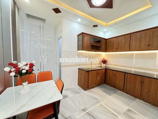 NHÀ ĐẸP Ở NGAY HẺM XE HƠI - 4X16M - P16 GÒ VẤP