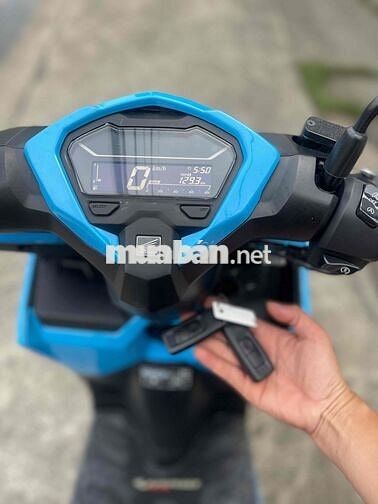 cửa hàng cần bán Vario 125cc xe 2025 chính chủ
