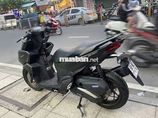 Honda Vario 160 ABS 2023 mới 90% Bstp chính chủ