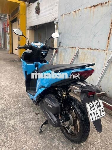 cửa hàng cần bán Vario 125cc xe 2025 chính chủ
