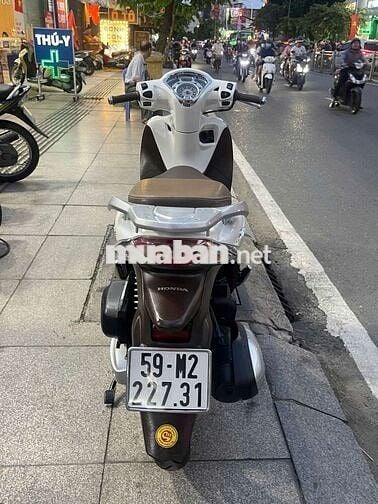 Honda SH mode 2018 mới 90% Bstp chính chủ