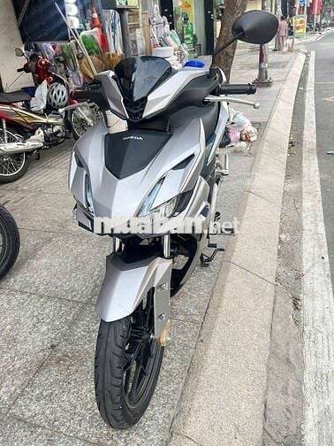Honda winner v3 ABS 2023 mới 99% Bstp chính chủ
