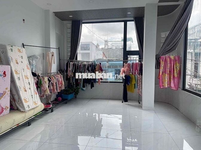 Bán nhà 2 mặt hxh 10m Phan Huy Ích, 3 tầng, ngang 5m, 80m², gara oto