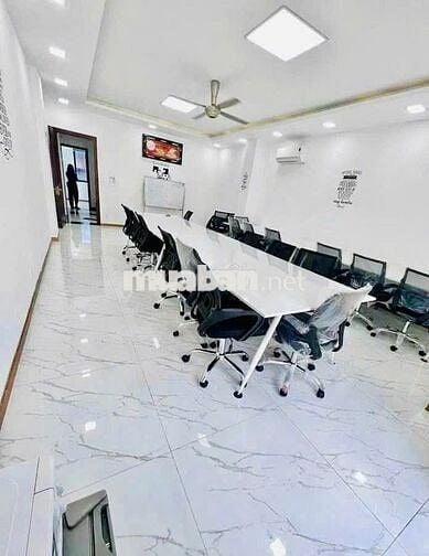 NHÀ MỚI ĐẸP - GẦN SÂN BAY - CHO THUÊ NHÀ NGUYÊN CĂN NHẤT CHI MAI