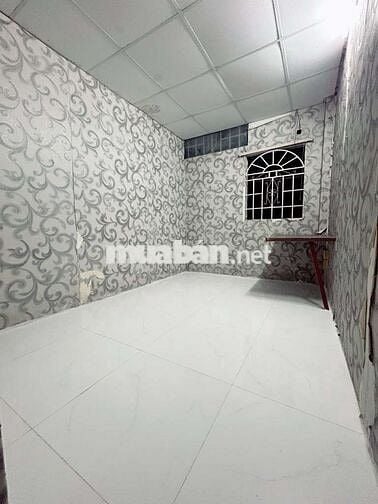 Bán nhà Âu Cơ 20m2, hỗ trợ vay bank, nhà 3 tầng chỉ nhỉnh 2 tỷ TL