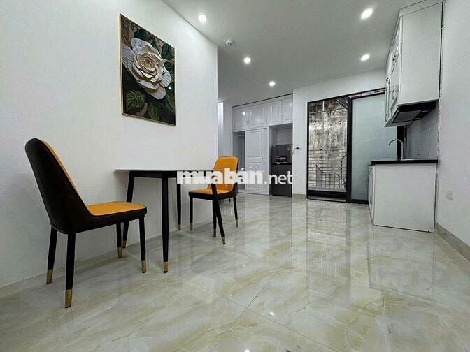 Siêu phẩm CCMN 45m2 full đồ. Máy giặt riêng, ban công tại Yên Lãng