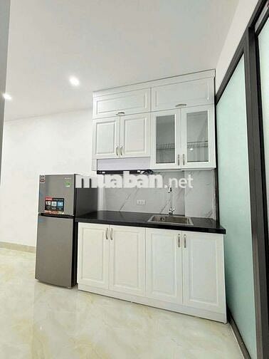 Siêu phẩm CCMN 45m2 full đồ. Máy giặt riêng, ban công tại Yên Lãng