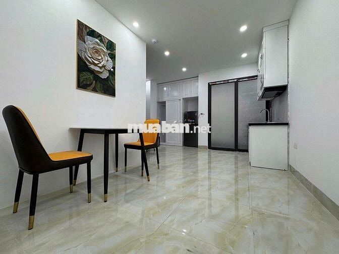 Siêu phẩm CCMN 45m2 full đồ. Máy giặt riêng, ban công tại Yên Lãng