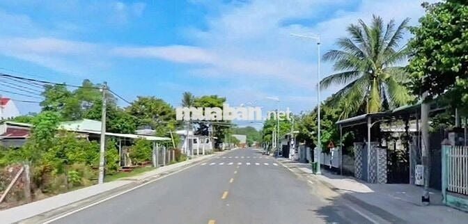 bán đất bcó rào sẵn trồg cây ăn trái