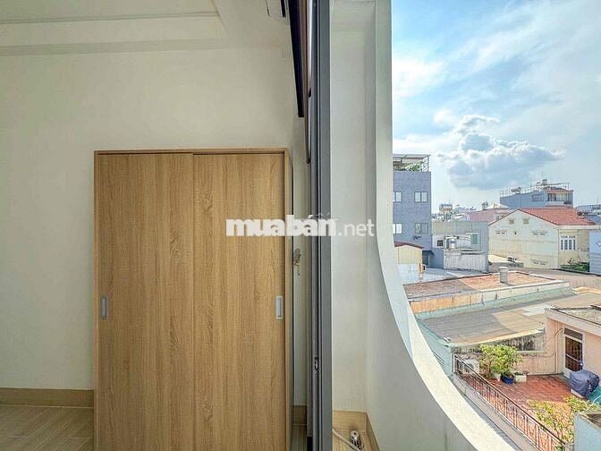 CĂN HỘ CAO CẤP MỚI 100% - BAN CÔNG RIÊNG - GẦN ĐH CÔNG THƯƠNG