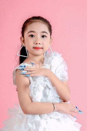 📸 Chụp ảnh ngoại cảnh, quán cà phê chỉ 300K/người – Book lịch ngay!