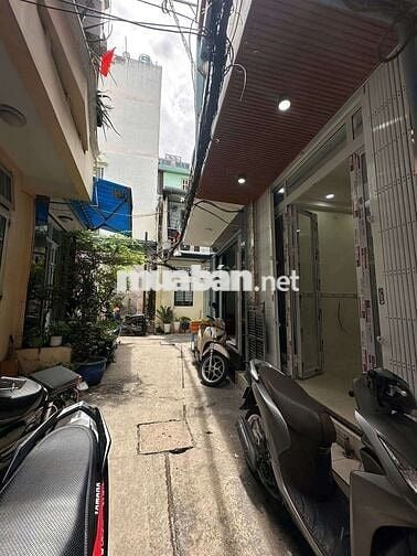 Nhà Quận 5 Hẻm gần MT Trần Hưng Đạo, SHR