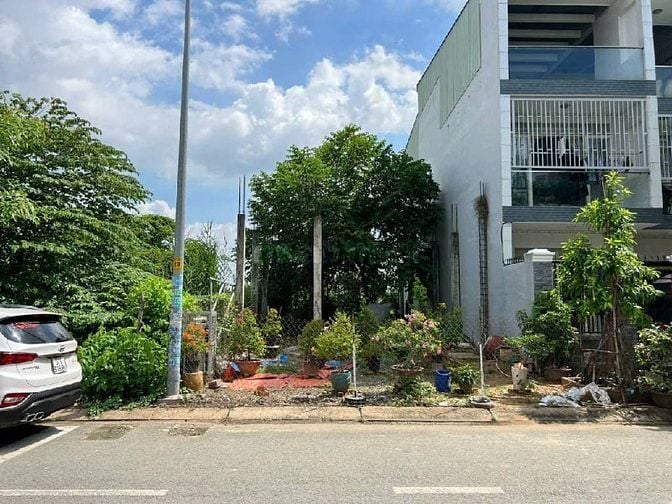 Bán đất 9.3 tỷ - mặt tiền đường số 6A gần đường Phước Thiện 