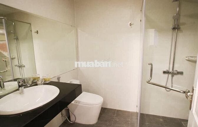 Cho thuê 2n2wc Tô Ngọc Vân, ô tô đỗ cửa, full đồ, thang máy giá 12,5tr