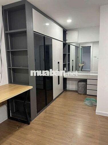 Căn hộ  197m2 3PN 4Wc  HQC 35 hhl ,Q.bình Tân.