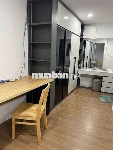 Căn hộ  197m2 3PN 4Wc  HQC 35 hhl ,Q.bình Tân.