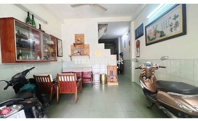 HẠ GIÁ BÁN GẤP NHÀ 4 TẦNG 62M2, ĐƯỜNG LỚN XE TẢI BÙI QUANG LÀ, GÒ VẤP.