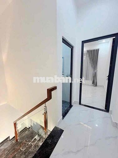 Nhà Mới 2 Tầng-4x10-DTSD 75m2-Sát Lê Văn Quới