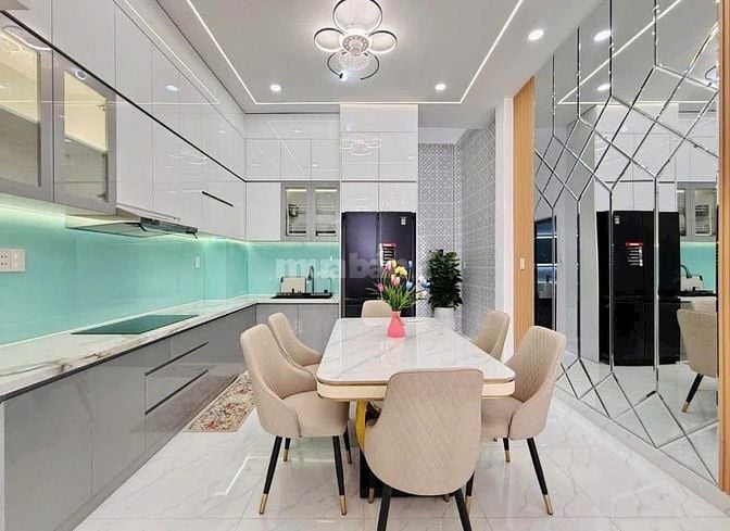 Em vừa nhận căn Nguyễn Thiện Thuật - Quận 3 - Giá chỉ 3 tỷ 690